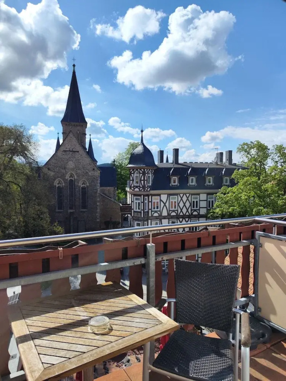 Deluxe Double room with balcony and with courtyard view full double bed