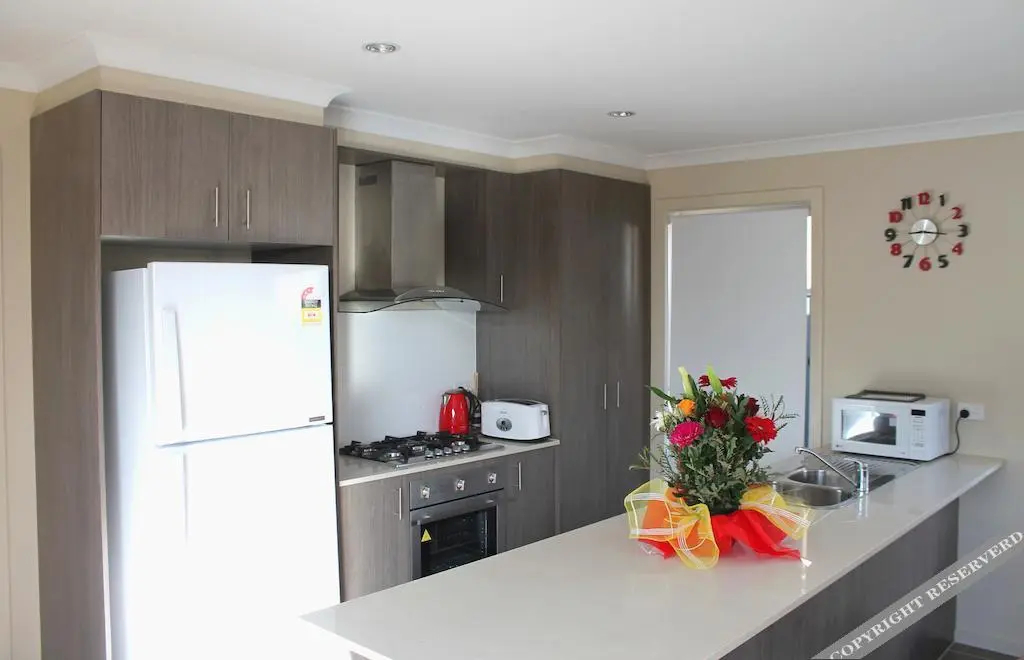 Serviced Houses Roxburgh Park