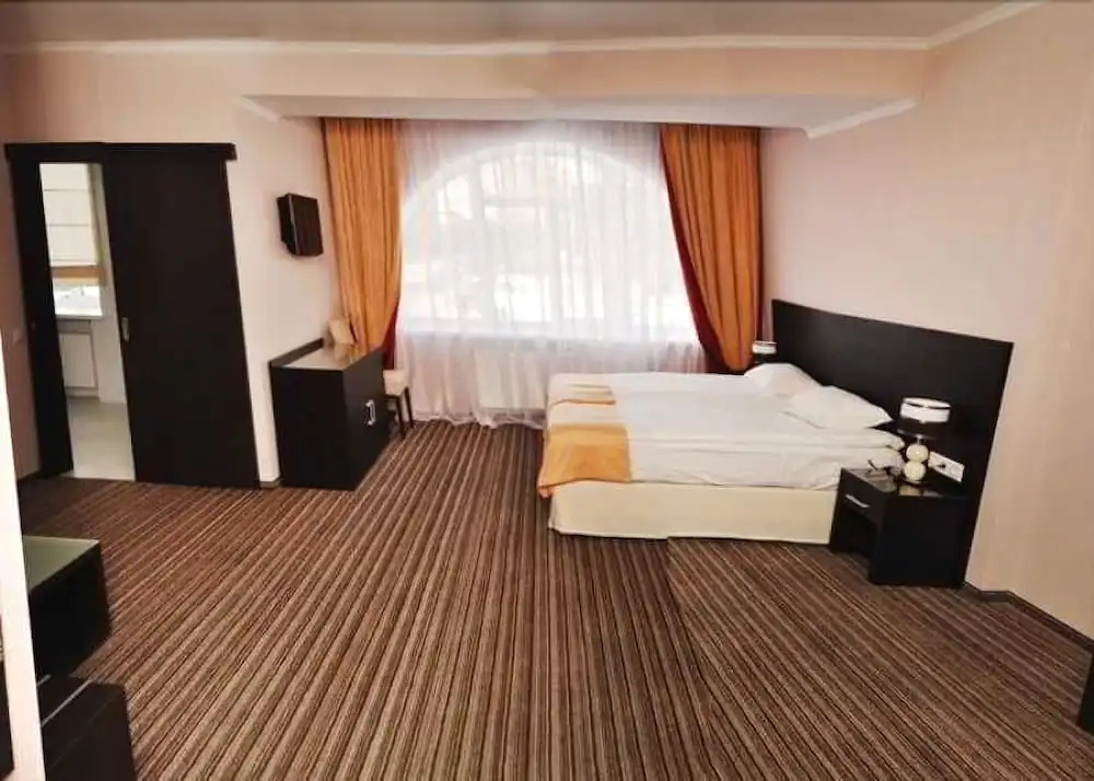 Optima Cherkasy, Черкаси, Україна мініатюра 8