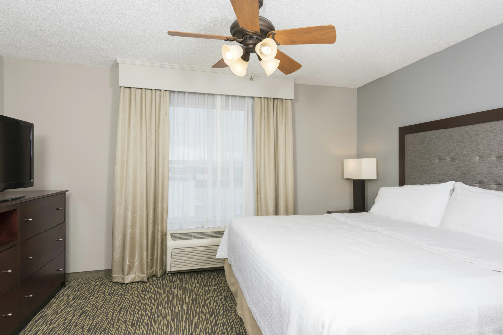 Homewood Suites by Hilton Bloomington - Général