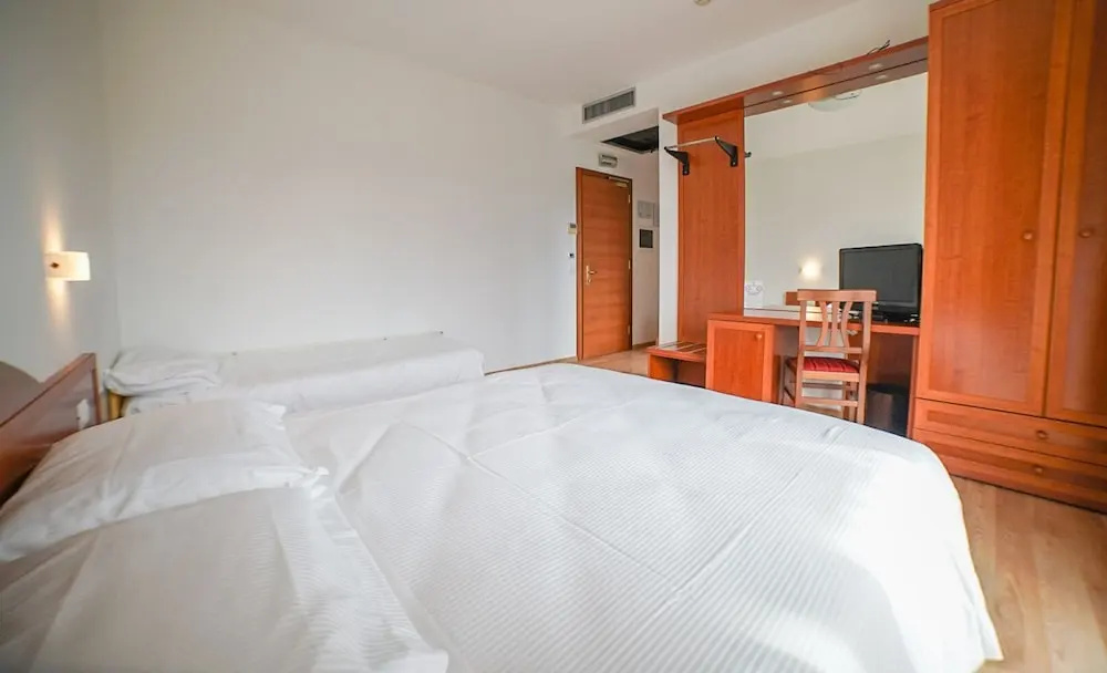 Nuova Barcaccia - Chambres