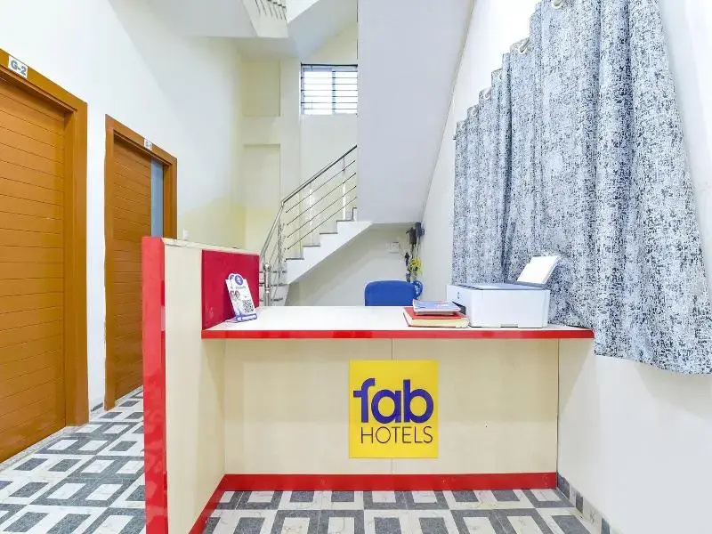 Fabhotel Grand Embassy