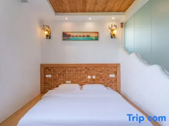 Standard room with lake view