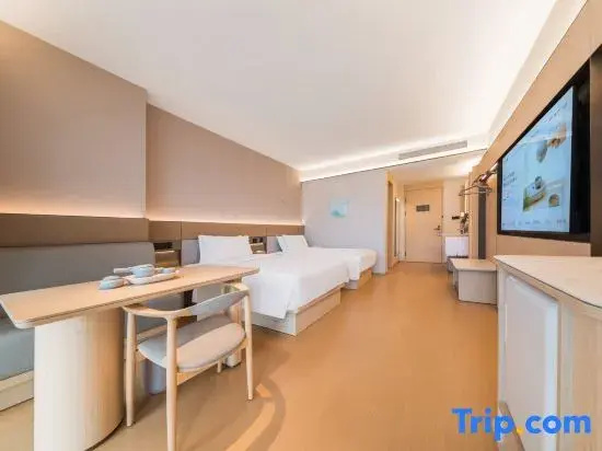 Superior Quadruple room