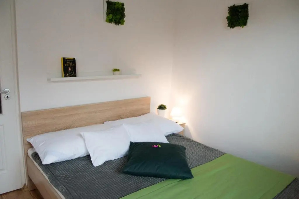 Csengettyű Apartman Eger