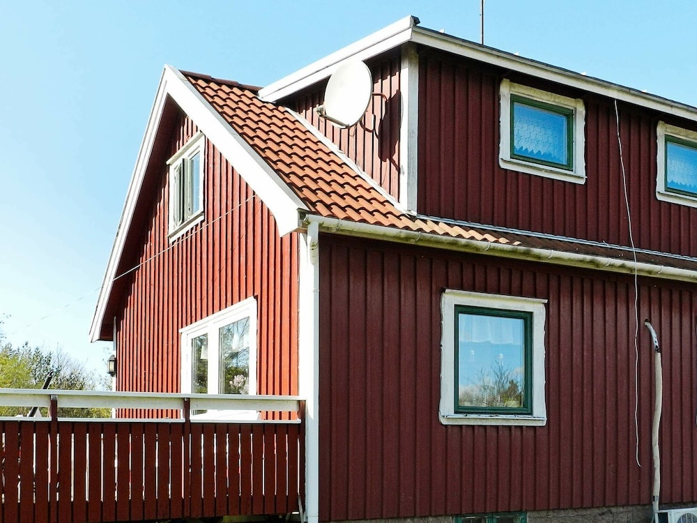 6 Person Holiday Home in Lysekil