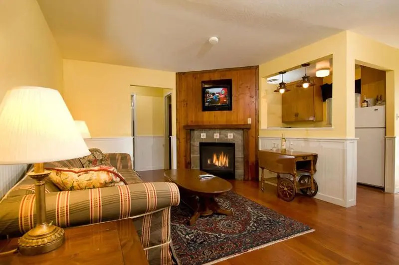 Deluxe Bungalow