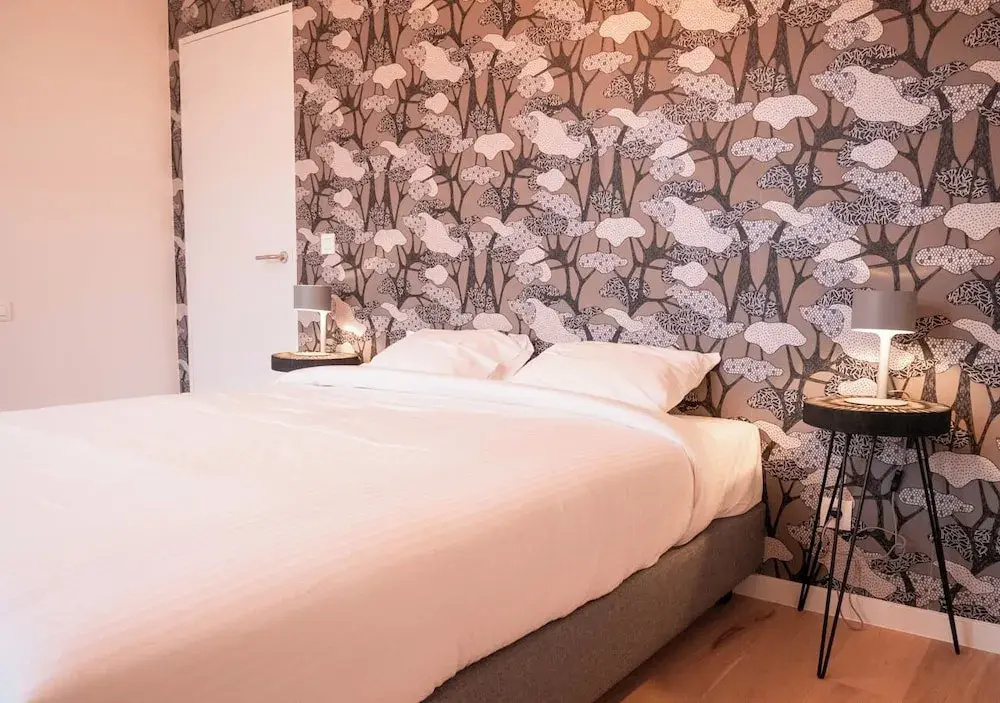3 Bedrooms Classic Apartment