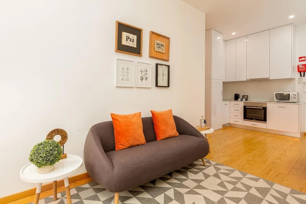Cosy 3 in Oporto With 1 Bedrooms and 1 Bathrooms