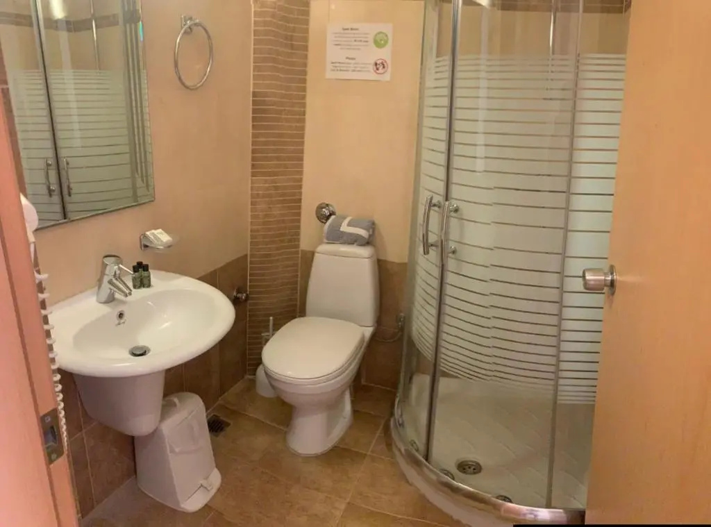 Standard Double room (full double bed)