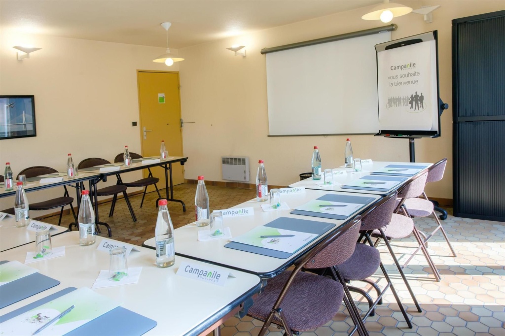 Hotel Campanile Millau - Général
