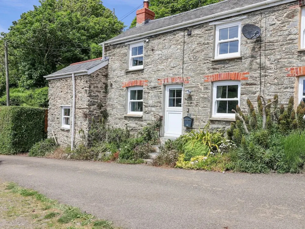 2 Cliff Cottages
