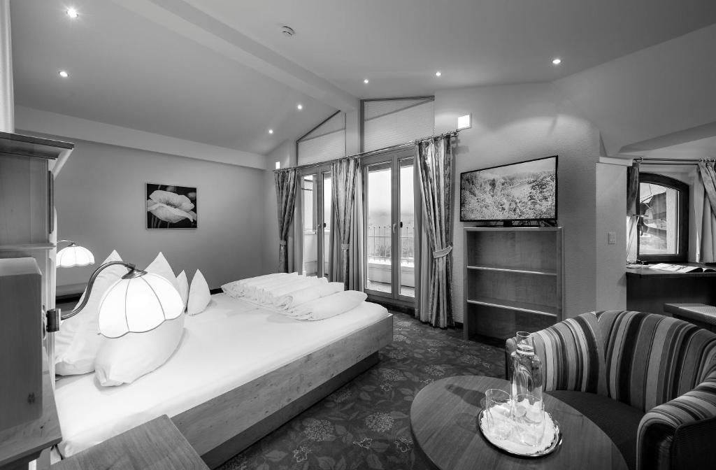 Hotel Alpvita Piz Tasna by null