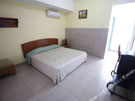 Century Hotel Inanam