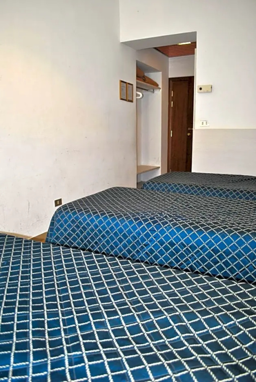 Auto Park Hotel - Chambres