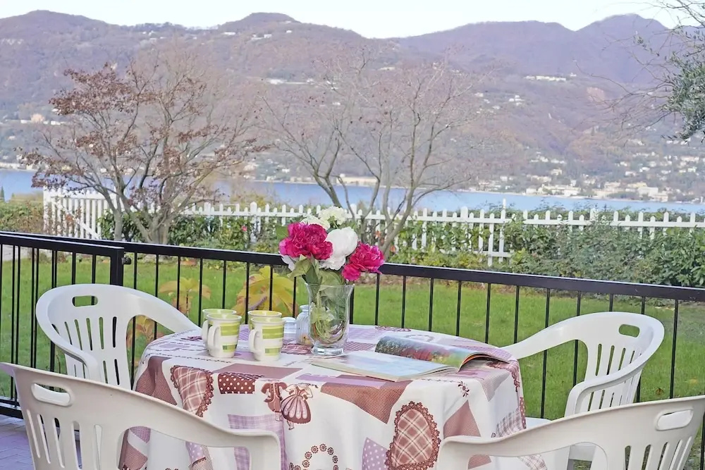 Apt Panna e Fragola in San Felice del Benaco