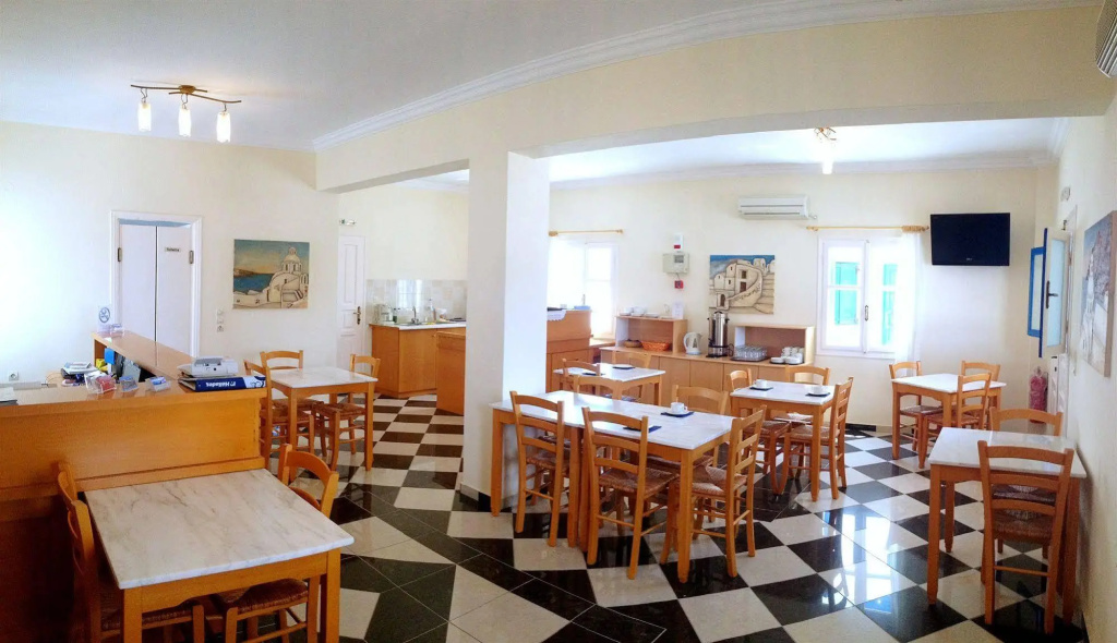 Food & Beverage