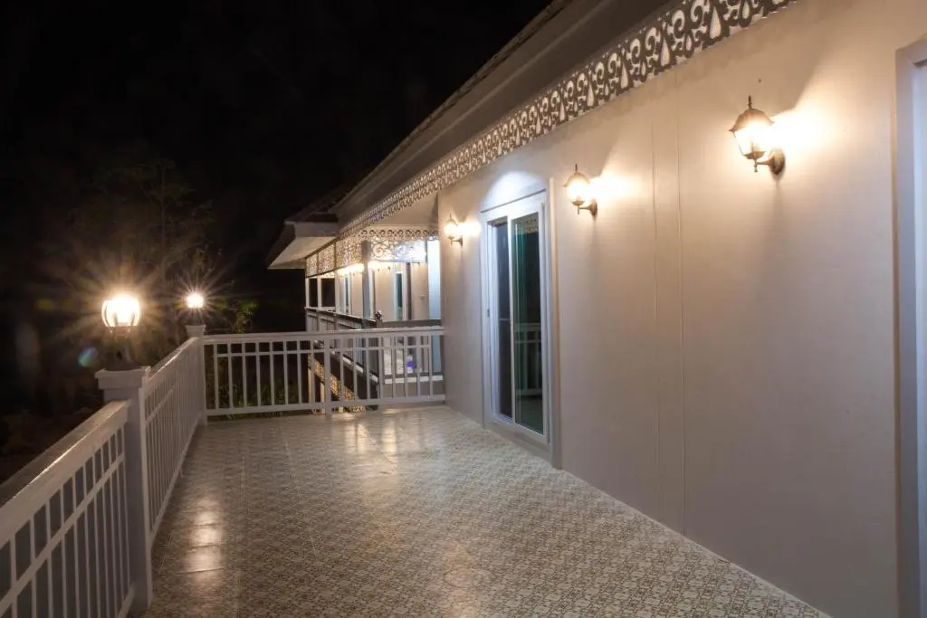Standard Double room with balcony (twin beds)