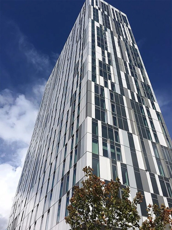 Beautiful 3 Bed Apartment in Media City