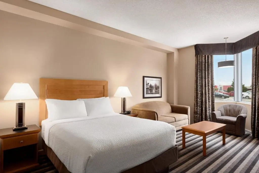 Royal Hotel West Edmonton, Trademark Collection by Wyndham - Chambres
