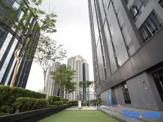 Hill 10 Residence at I City By My Trip & My Stay