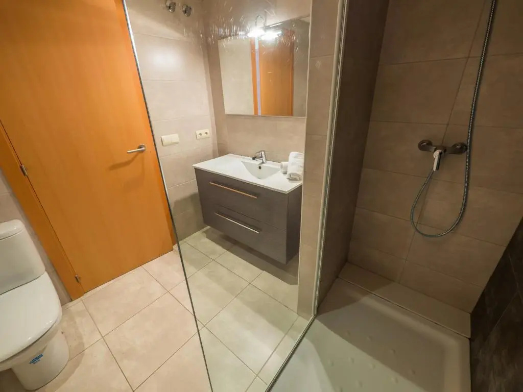 Agi Riera Ginjolers - Chambres