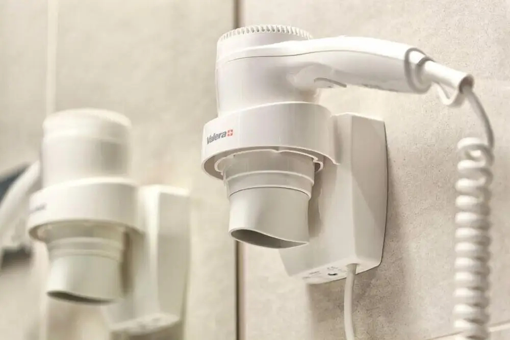 經典雙人房，配有兩張單人床