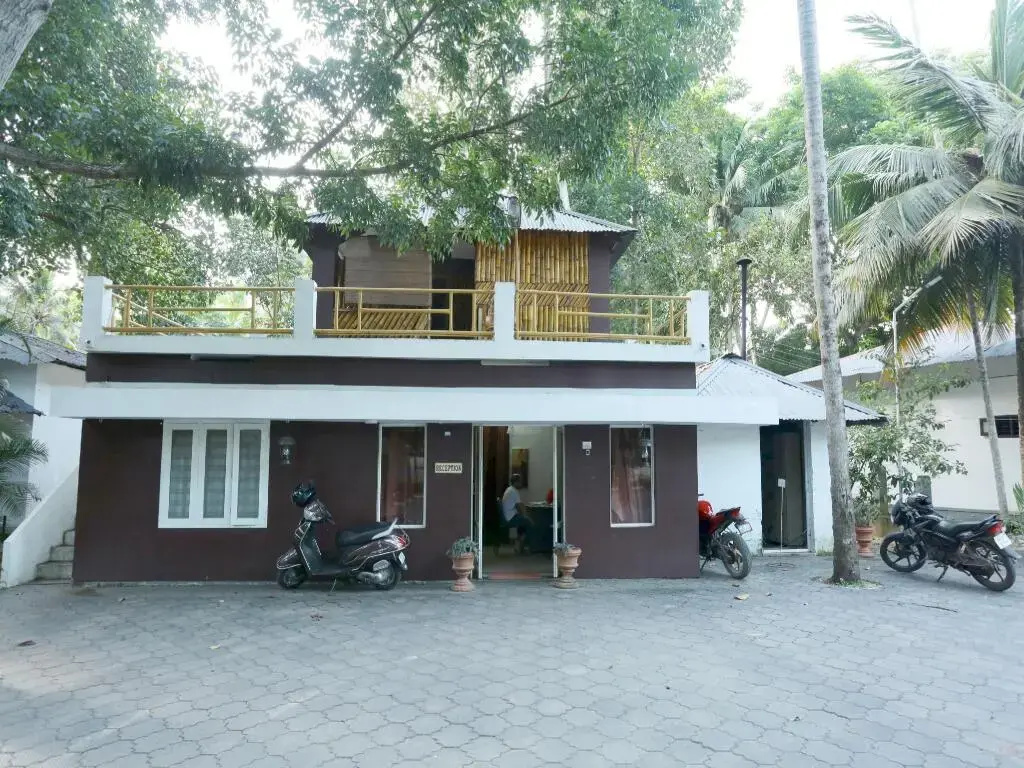Hotel Al Saj by OYO Rooms