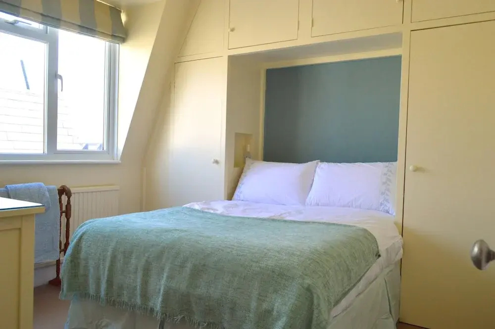 Lovely Top Floor Flat in Leafy Fulham