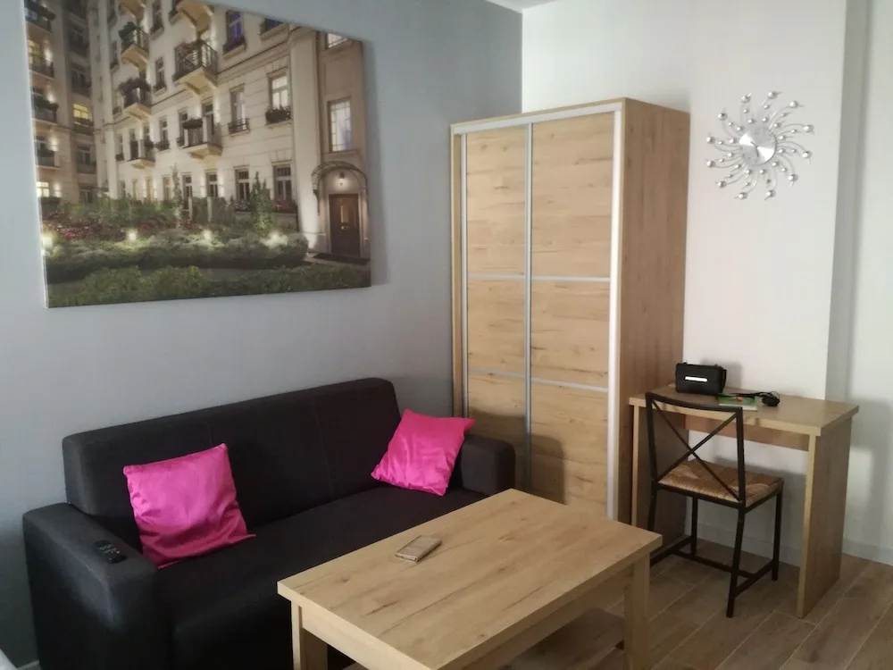 Novitas Apartments