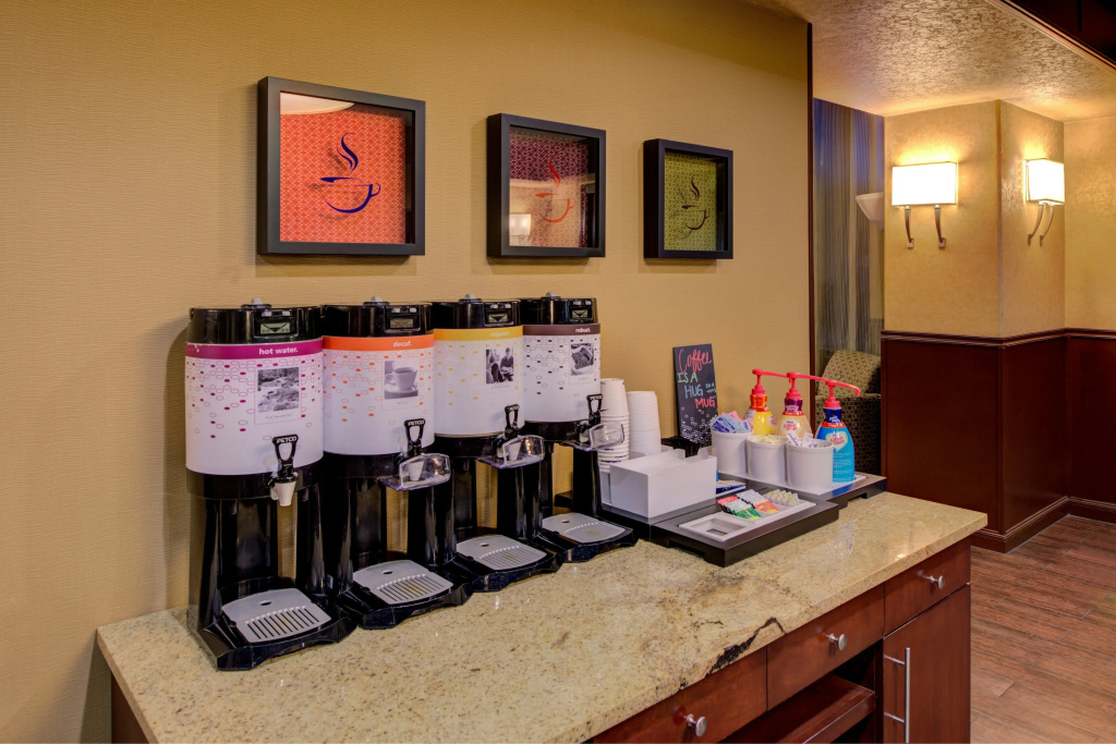 Hampton Inn & Suites Ontario - Général