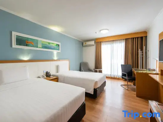 Superior Triple room