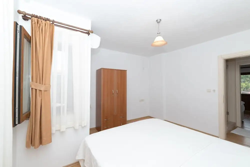 Family Apartment with garden view