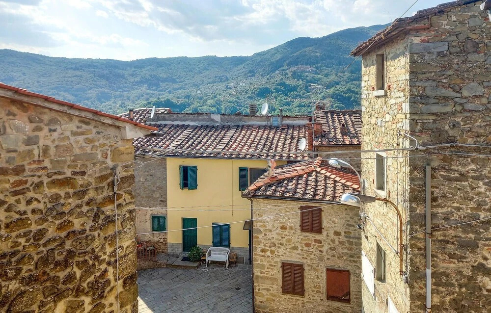 Nice Home in Sorana With Wifi and 3 Bedrooms