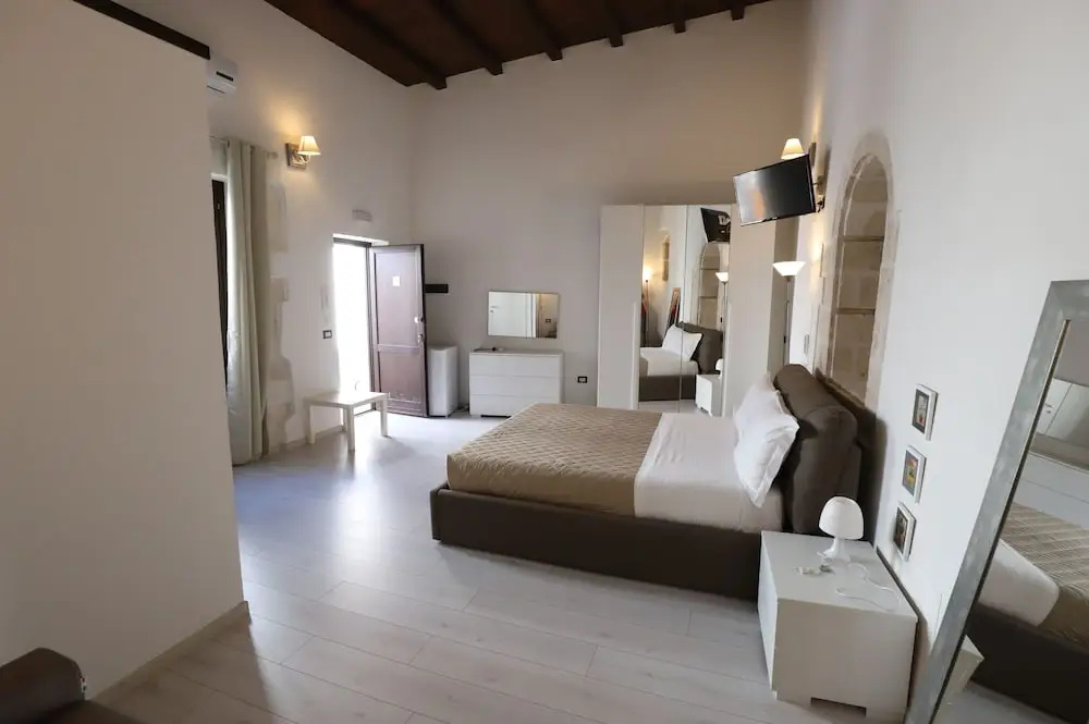Luxury Studio