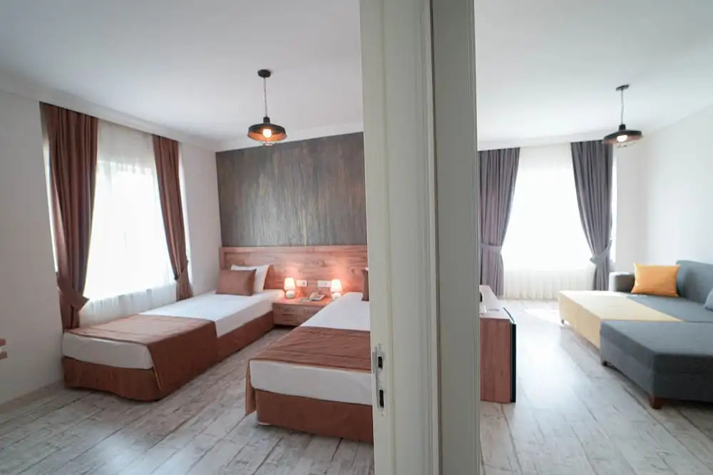 Апартаменты Comfort в Voswos Garage Coffee & Hotel