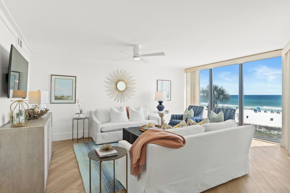 Edgewater Beach & Golf Resort by ZIA VR