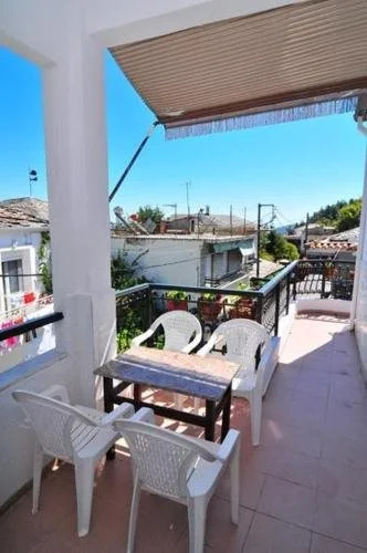 Balcony & Terrace