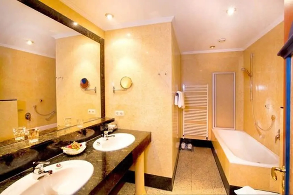 Hotel Fürstenhof Bad Bertrich - Chambres