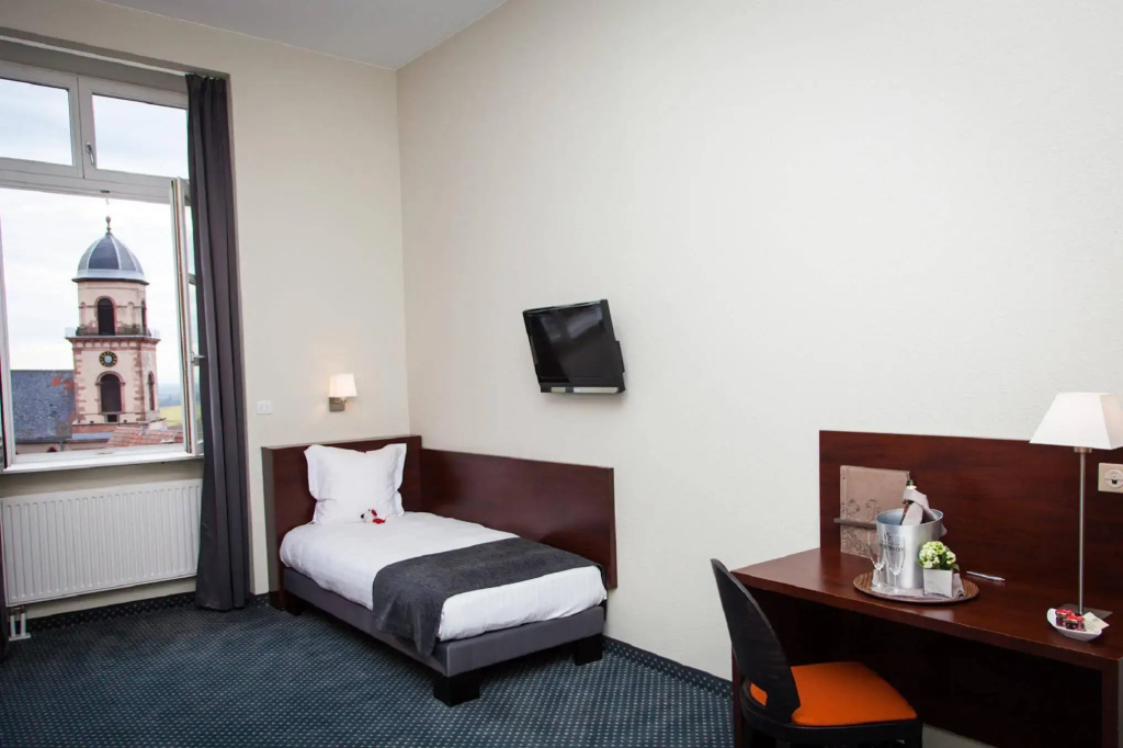 Hotel photo 37