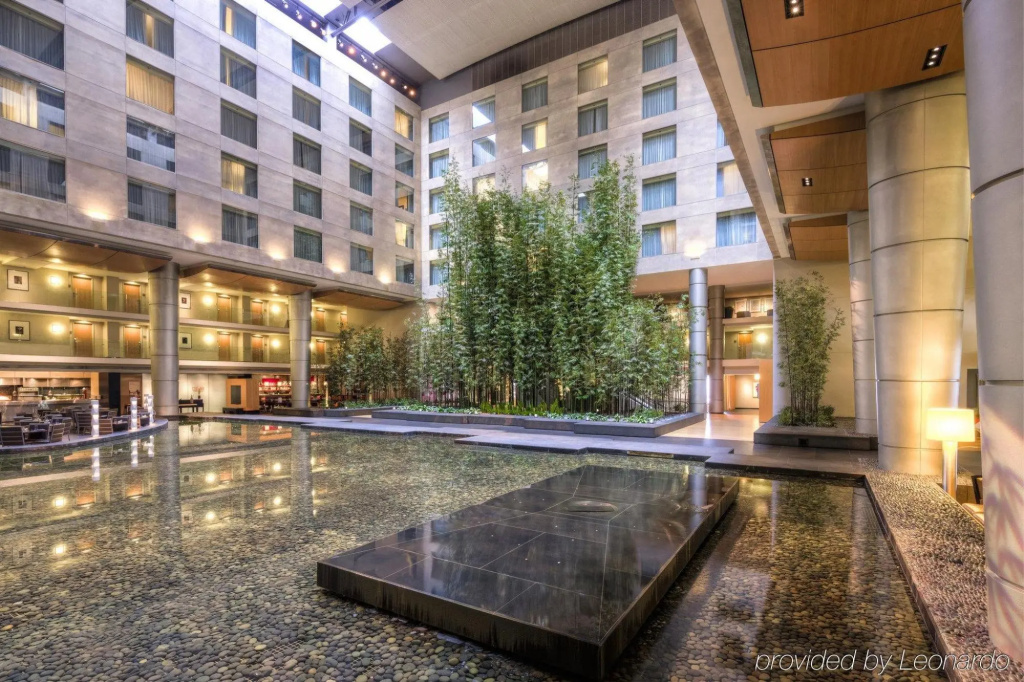 The Westin Detroit Metropolitan Airport