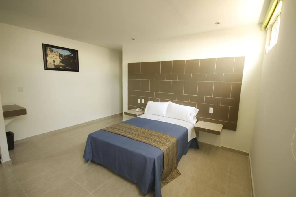 First Inn Hotel & Business - Général