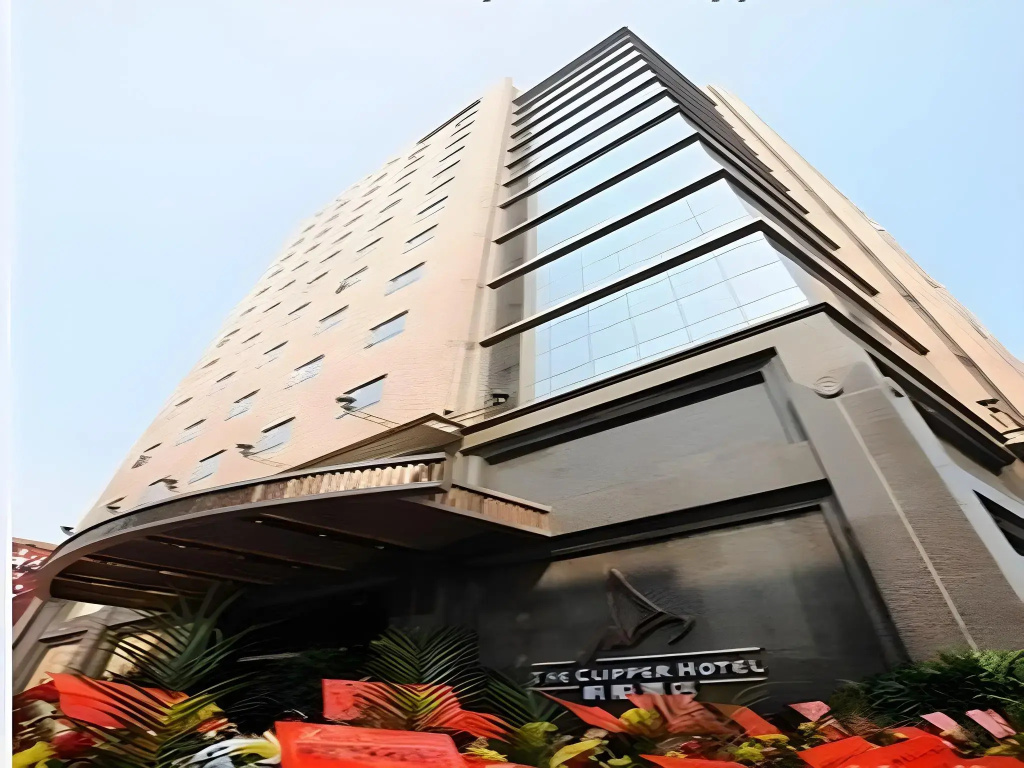 The Clipper Hotel