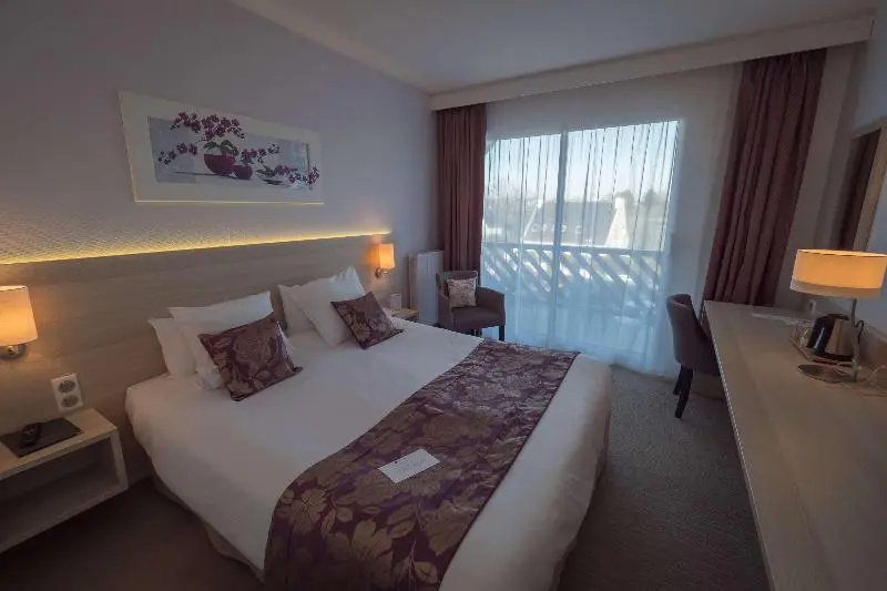 Best Western Plus Hôtel Le Roof - Chambres