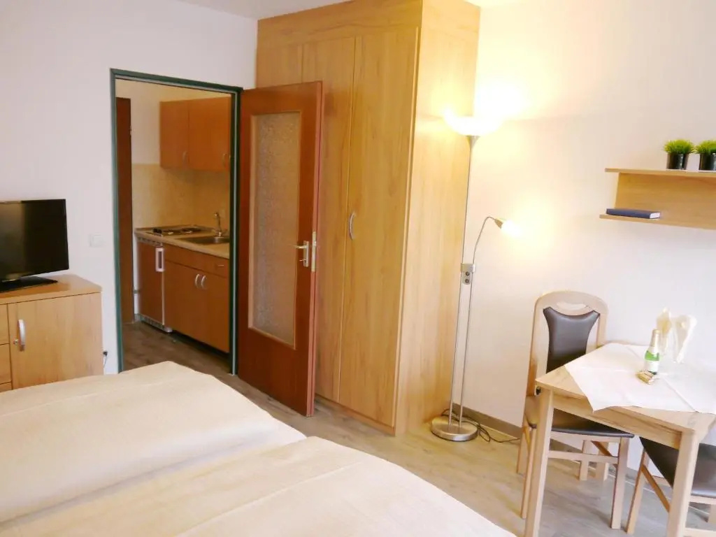 Chalet Swiss - App.Nelles - Chambres
