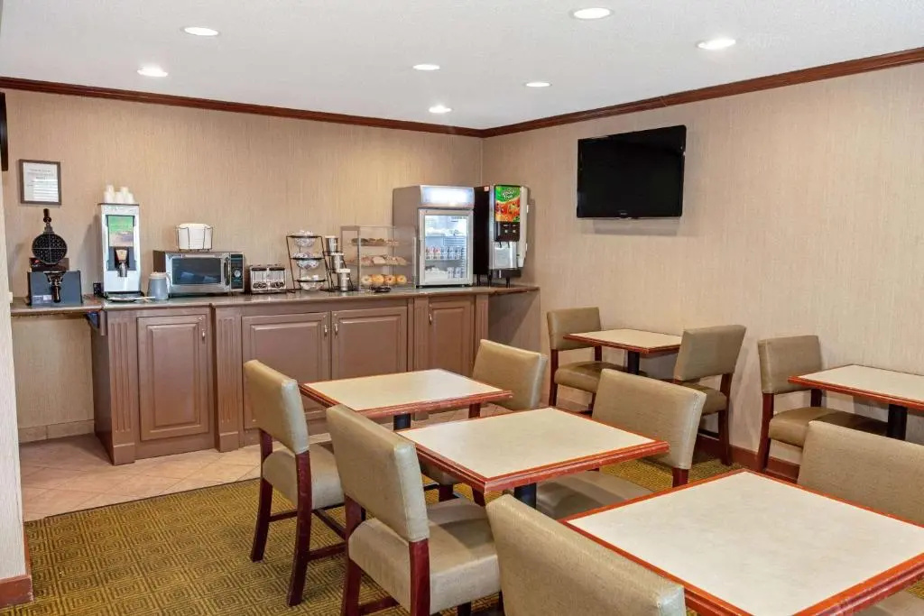 La Quinta Inn & Suites by Wyndham Stevens Point - Chambres