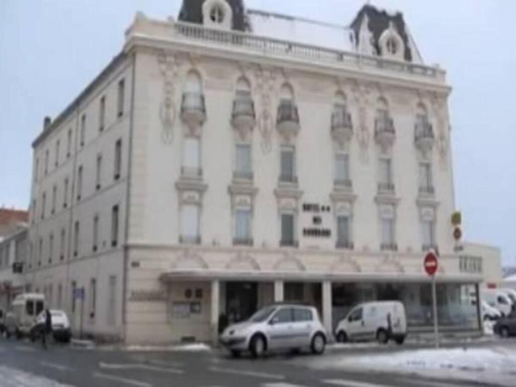 Logis Hotel Des Bourbons