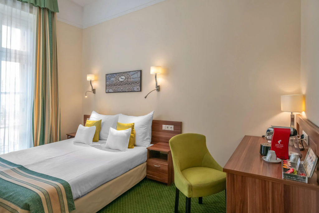 Classic Standard Double room (full double bed)