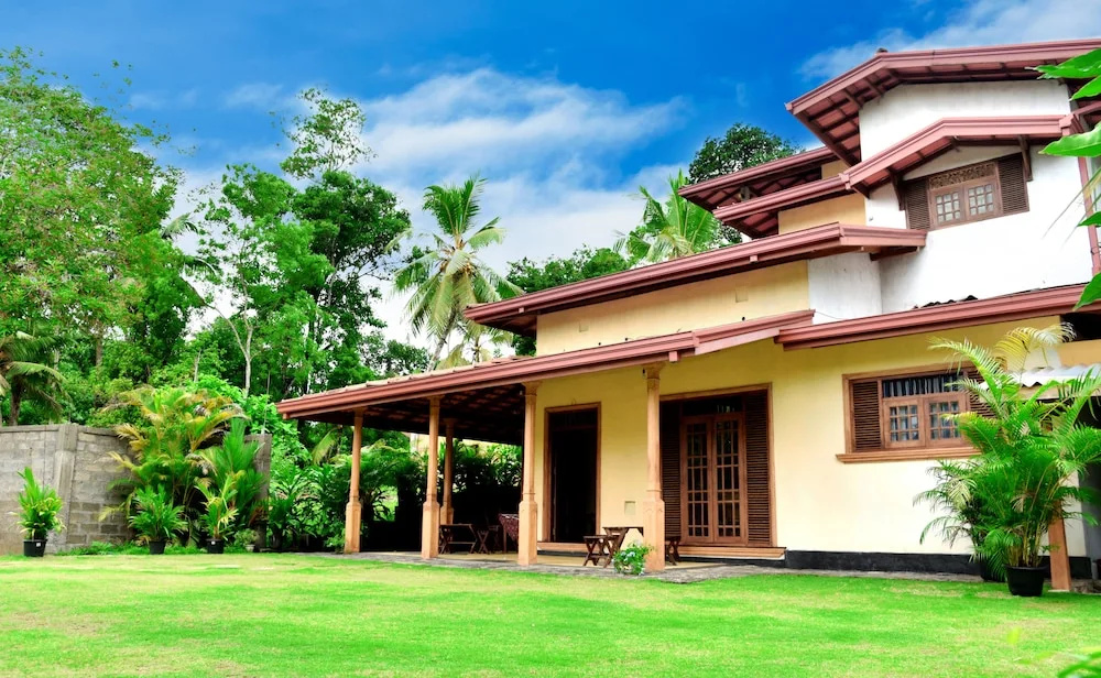 Green Palm Villa
