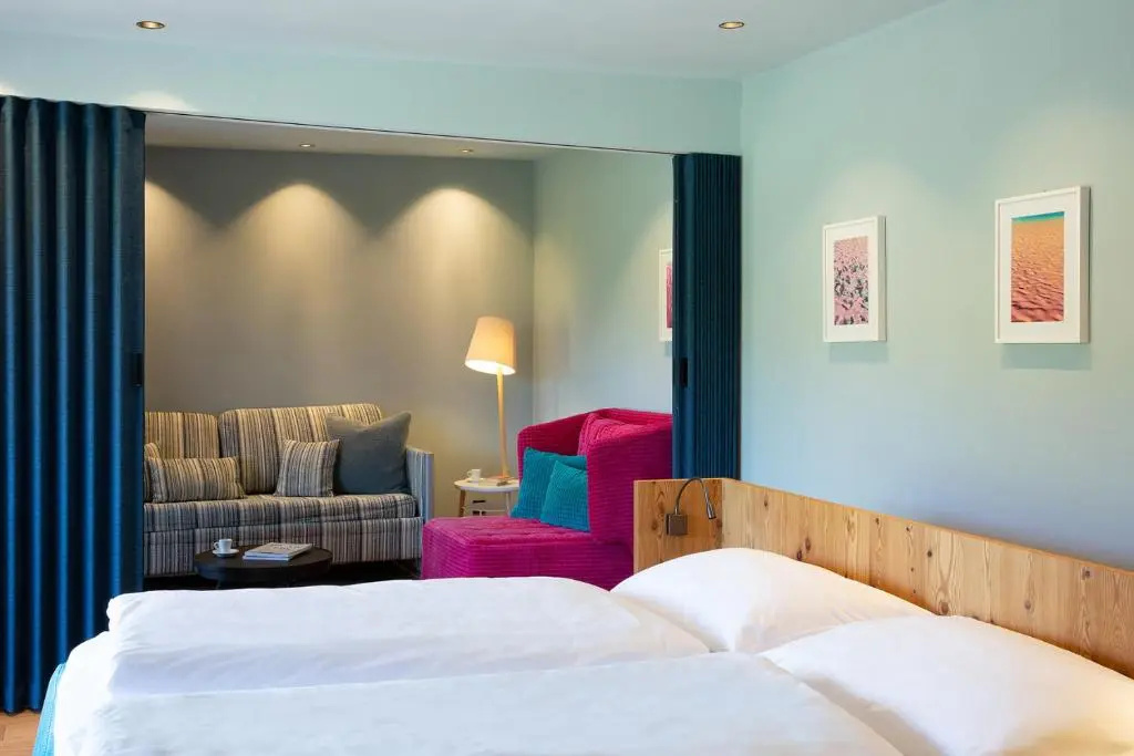 Suite with mountain view